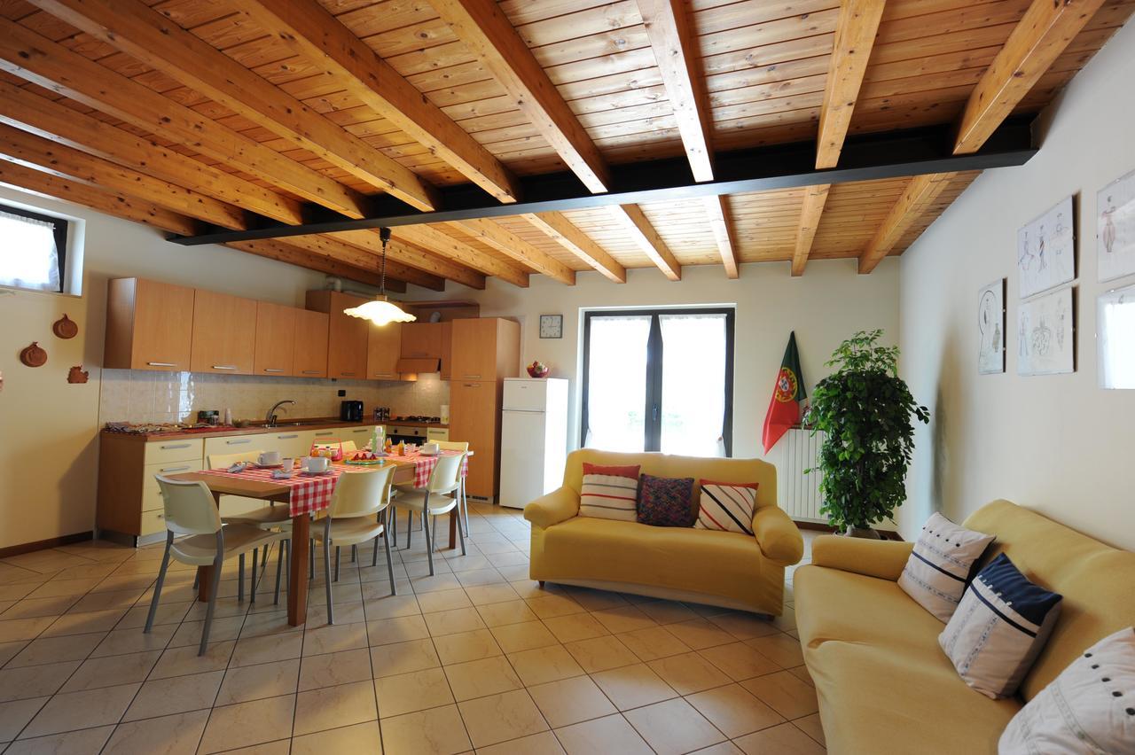 Casa Vacanze Dalmolin Hotel Valeggio sul Mincio Exterior photo